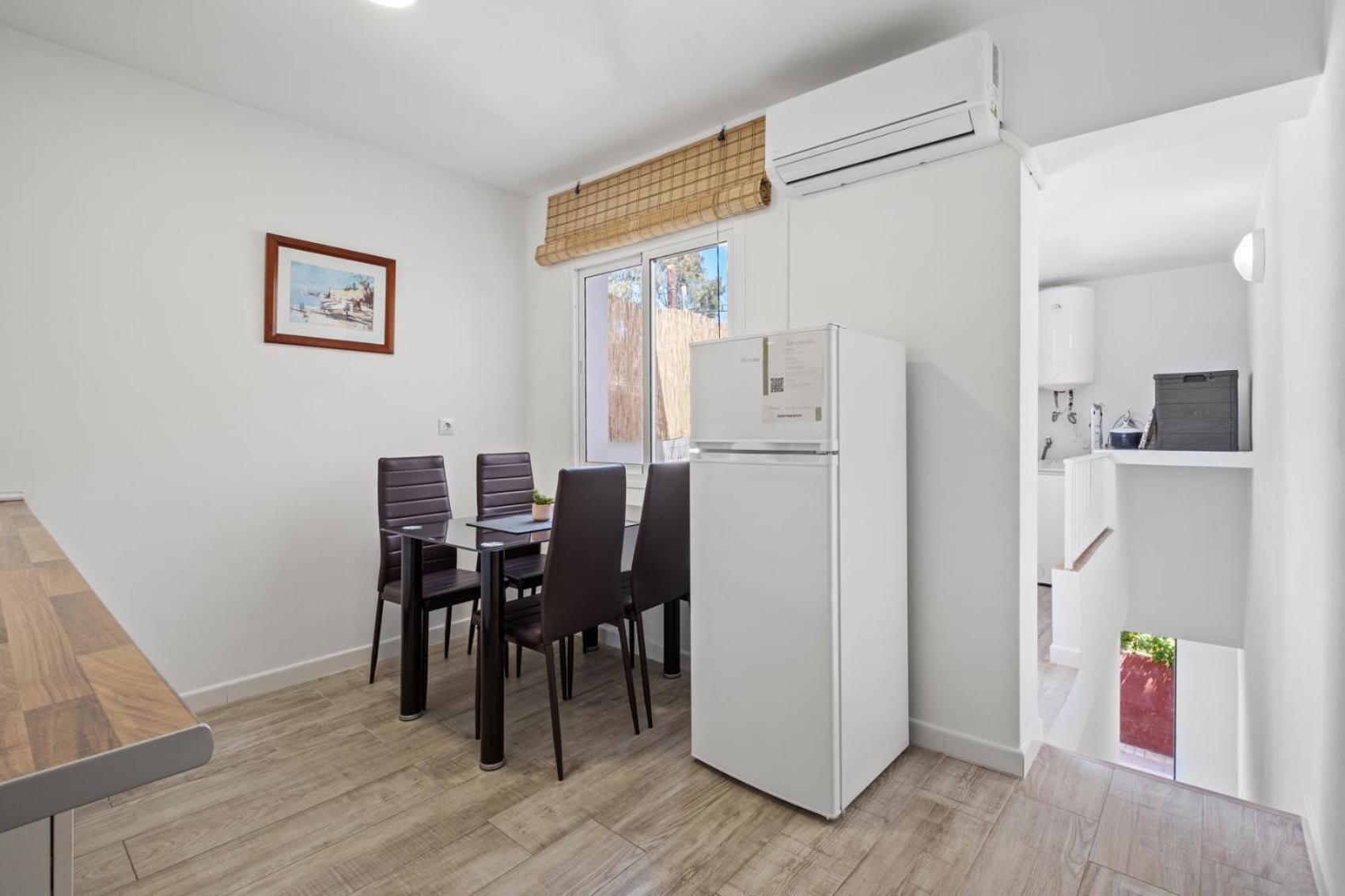 Apartamento En La Playa Con Terraza Малага Экстерьер фото